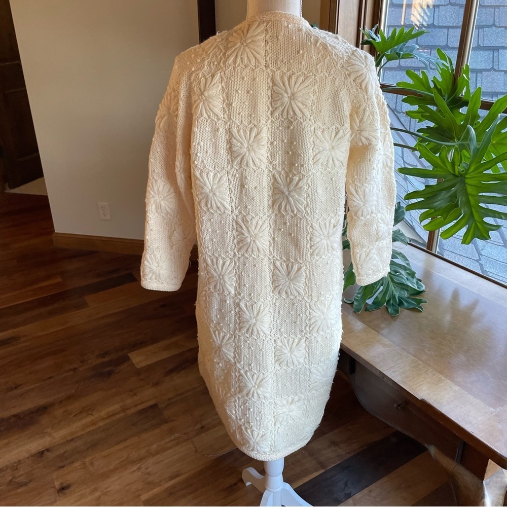 Vintage Cream Flower Textured 100% Wool Duster Long Open Cardigan size Medium - Picture 3 of 12